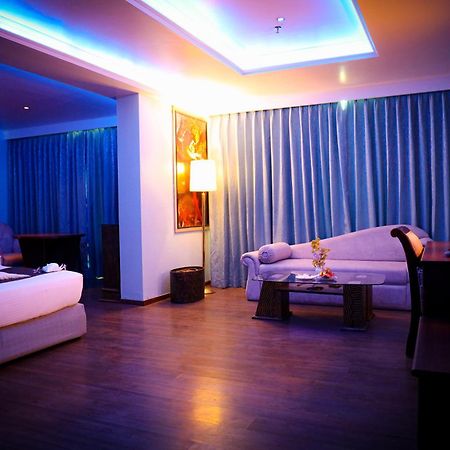 The Quilon Beach Hotel And Convention Center Kollam Ngoại thất bức ảnh