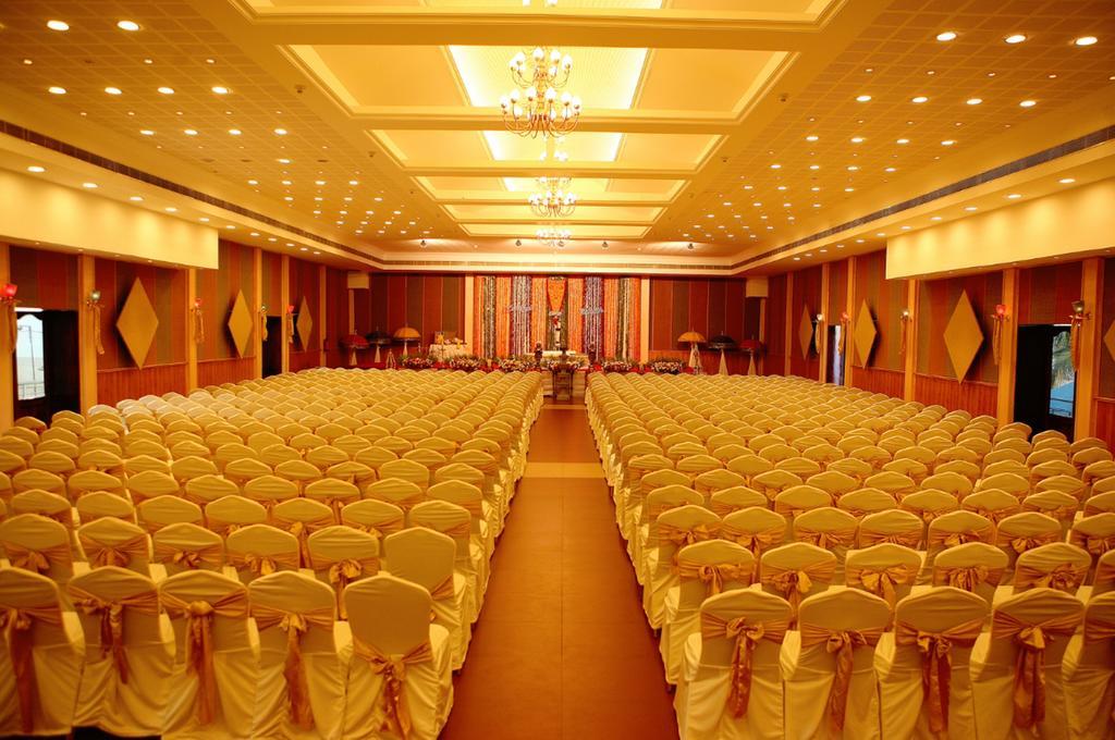 The Quilon Beach Hotel And Convention Center Kollam Ngoại thất bức ảnh