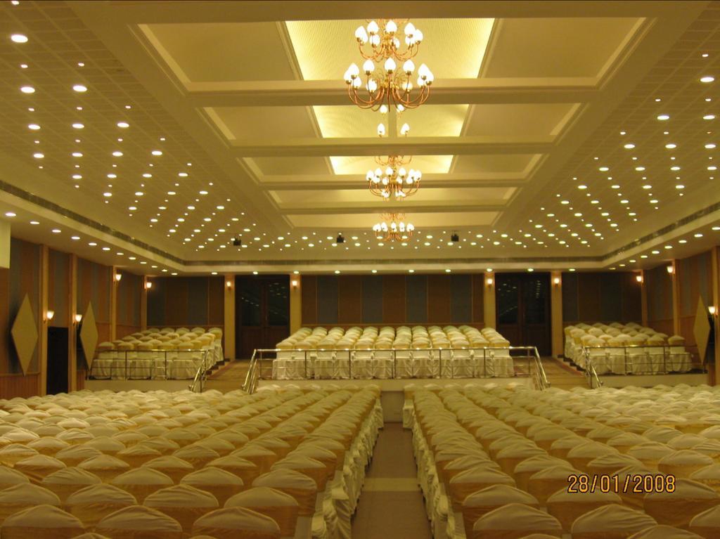 The Quilon Beach Hotel And Convention Center Kollam Ngoại thất bức ảnh