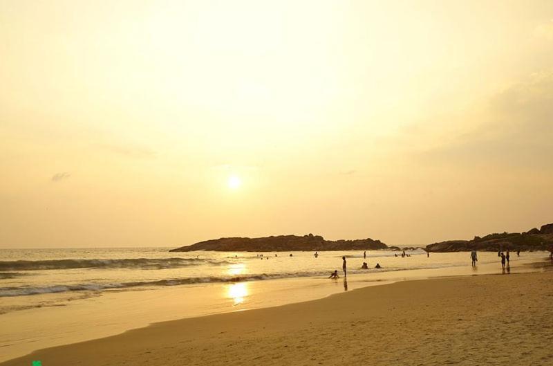 The Quilon Beach Hotel And Convention Center Kollam Ngoại thất bức ảnh