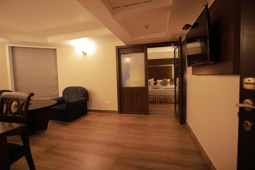 The Quilon Beach Hotel And Convention Center Kollam Ngoại thất bức ảnh