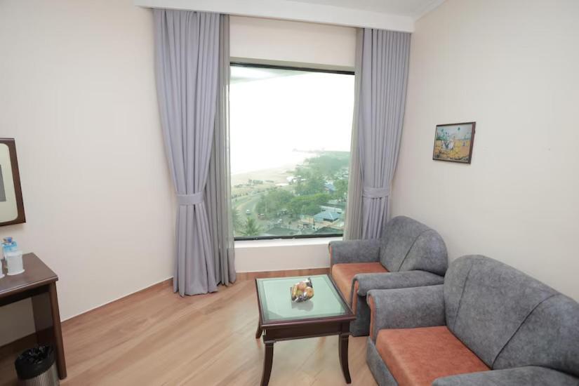 The Quilon Beach Hotel And Convention Center Kollam Ngoại thất bức ảnh