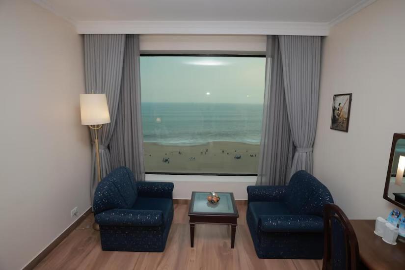 The Quilon Beach Hotel And Convention Center Kollam Ngoại thất bức ảnh