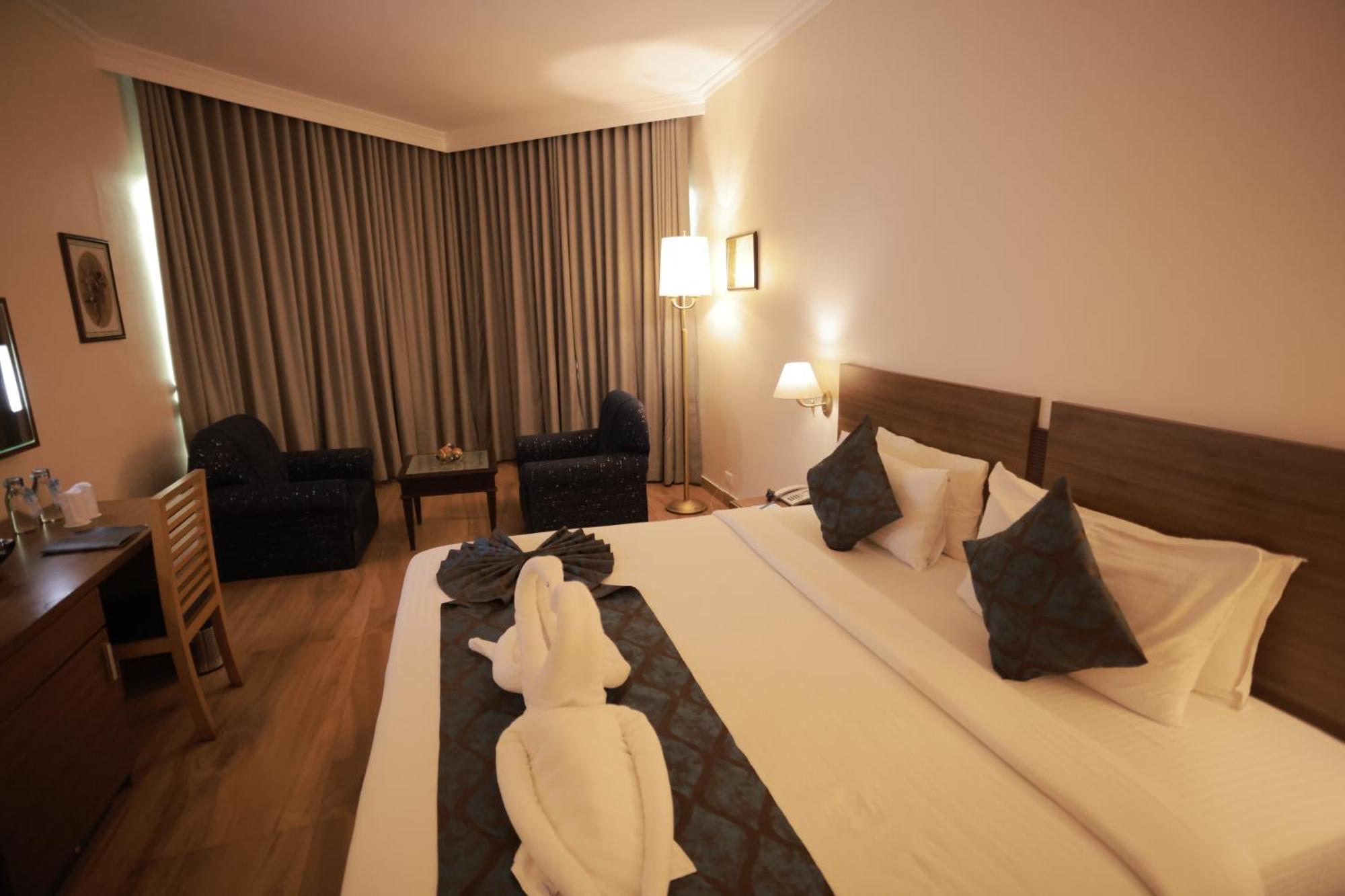 The Quilon Beach Hotel And Convention Center Kollam Ngoại thất bức ảnh