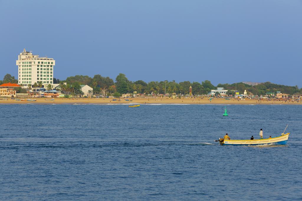 The Quilon Beach Hotel And Convention Center Kollam Ngoại thất bức ảnh