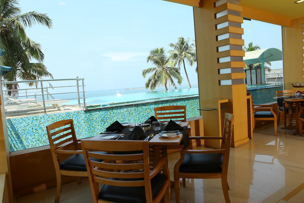 The Quilon Beach Hotel And Convention Center Kollam Ngoại thất bức ảnh